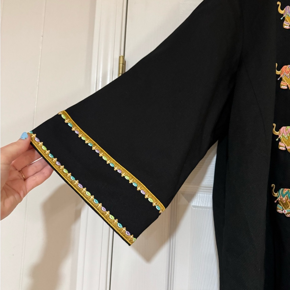 Vintage Bob Mackie Wearable Art Tunic Jacket w/ Embroidered Elephants Boho Indie - Picture 5 of 13